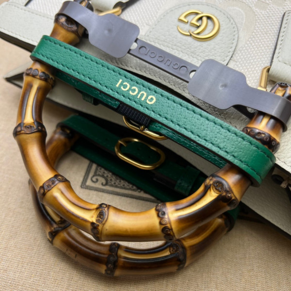 G*u*i diana small tote bag