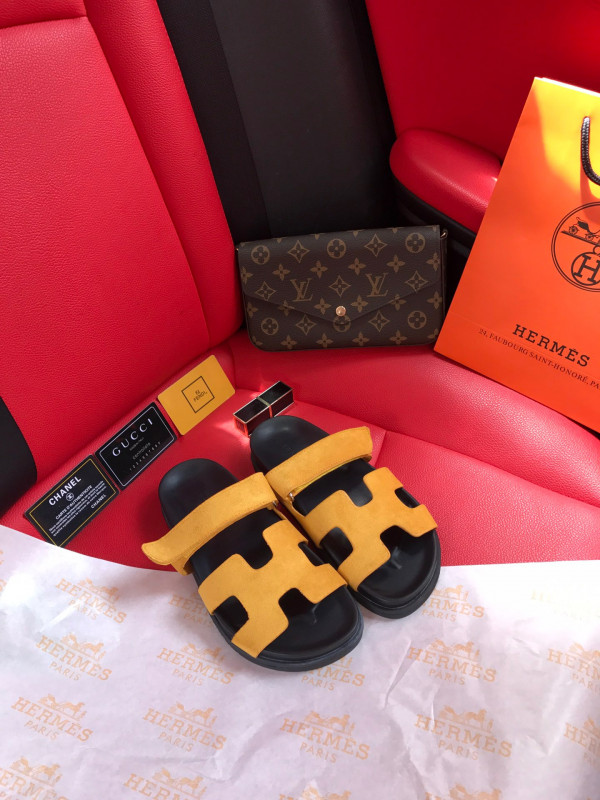 H**mes sandal