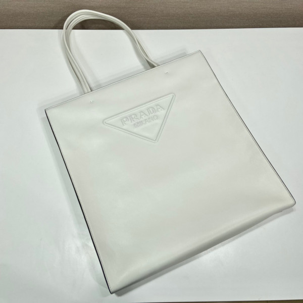 Pra*a leather tote bag