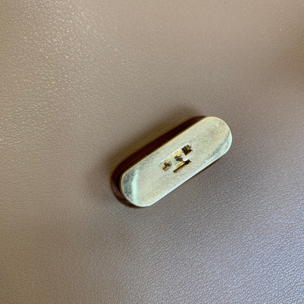 TORY BURCH LEE RADZIWILL