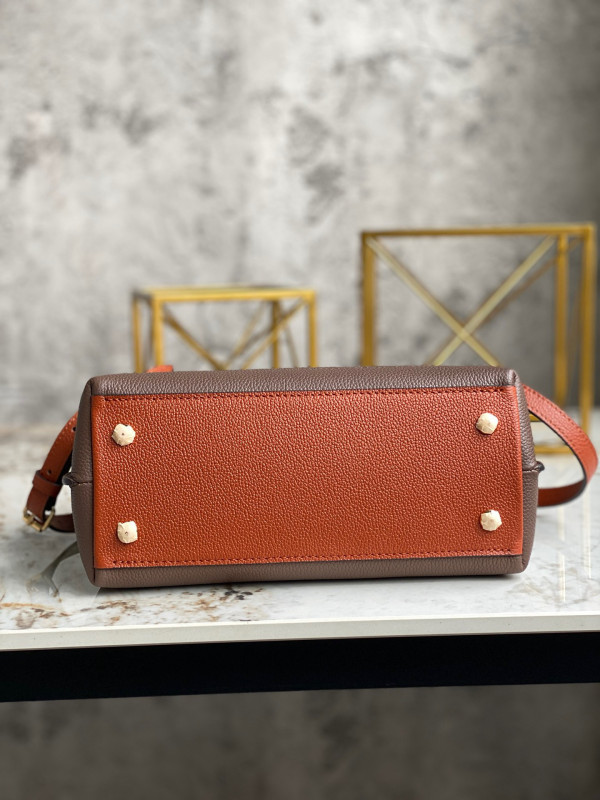 l0*is V*t0n lockme ever bb