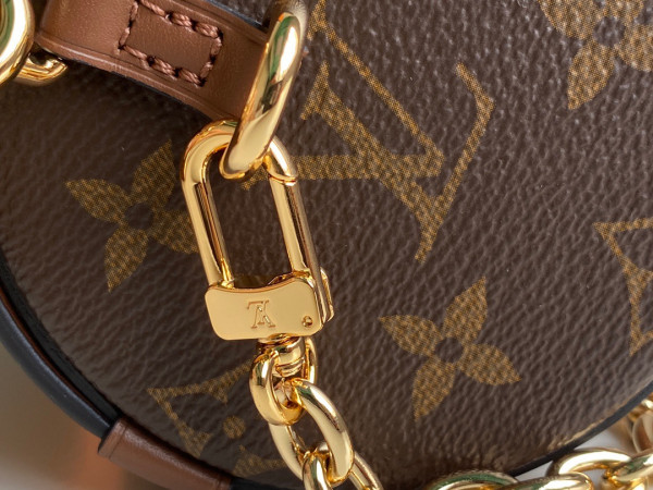 l0*is V*t0n papillon trunk