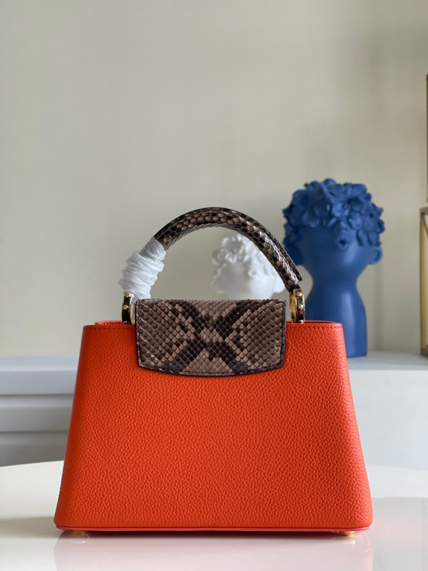 l0*is V*t0n capucines bb