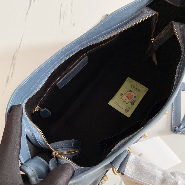 Ba*len*cia*ga classic city