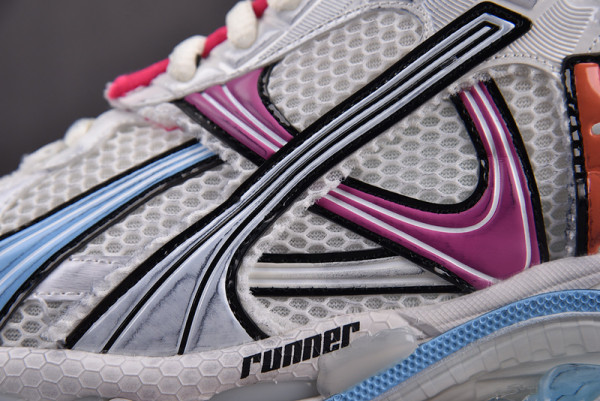 Ba*len*cia*ga runner