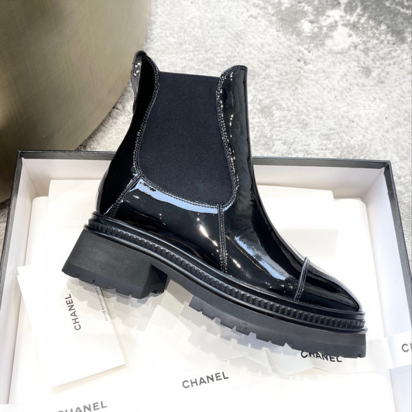 CL ANKLE BOOTS