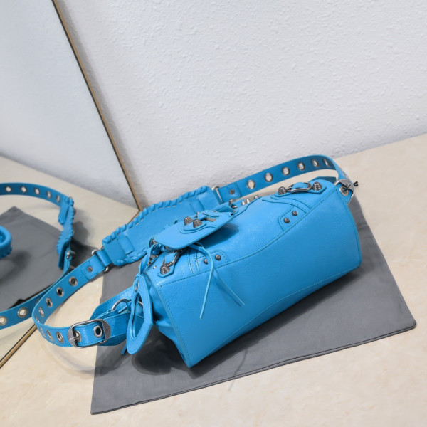 Ba*len*cia*ga neo cagole xs handbag