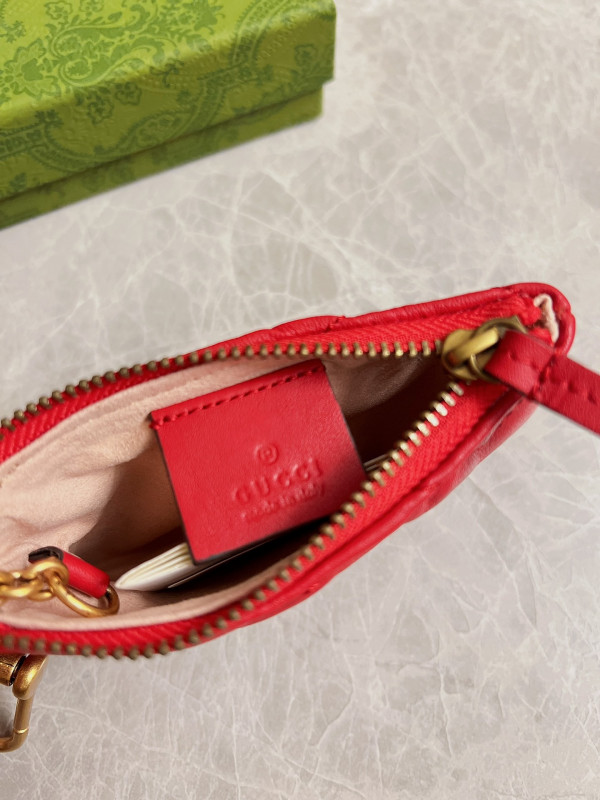 G*u*i gg marmont matelassé key case