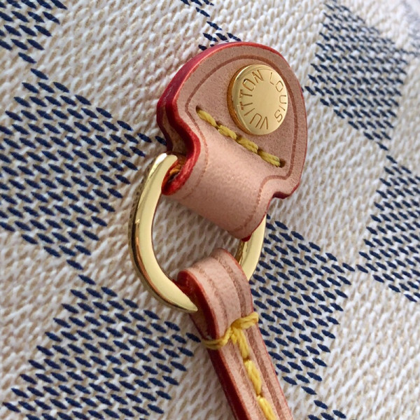 l0*is V*t0n neverfull gm