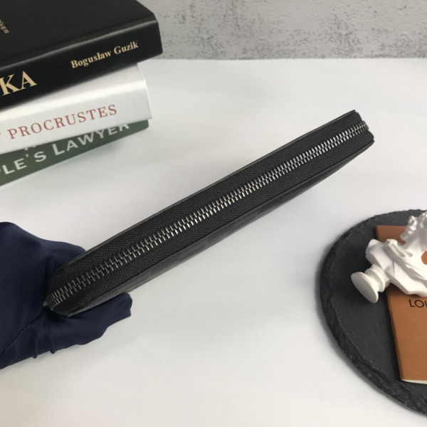 l0*is V*t0n zippy wallet vertical