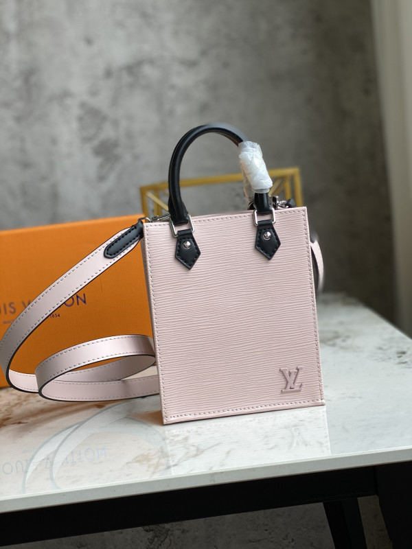 l0*is V*t0n petit sac plat