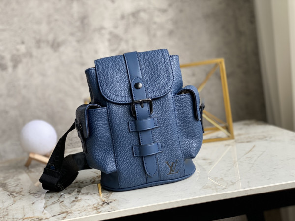 l0*is V*t0n christopher xs