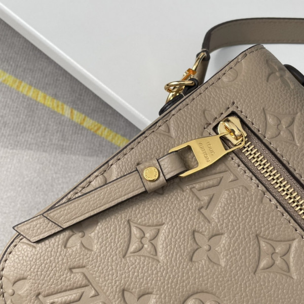 l0*is V*t0n pochette mÉtis