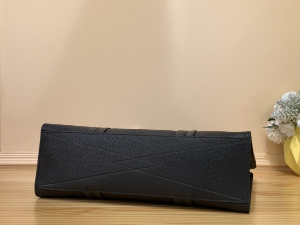 l0*is V*t0n  aerogram tote