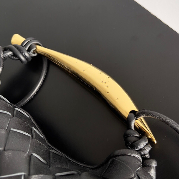 bo*te*ga Ve*ne*ta  mini sardine top handle bag