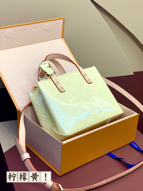 l0*is V*t0n reade pm