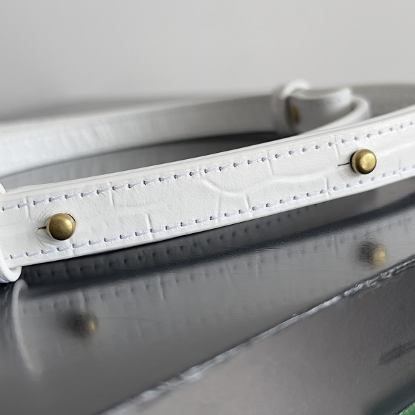 bo*te*ga Ve*ne*ta mini cabat-22*6.5*15.5cm