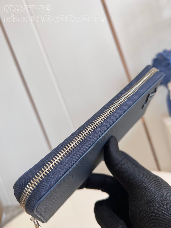 l0*is V*t0n zippy wallet-10*20*2 cm