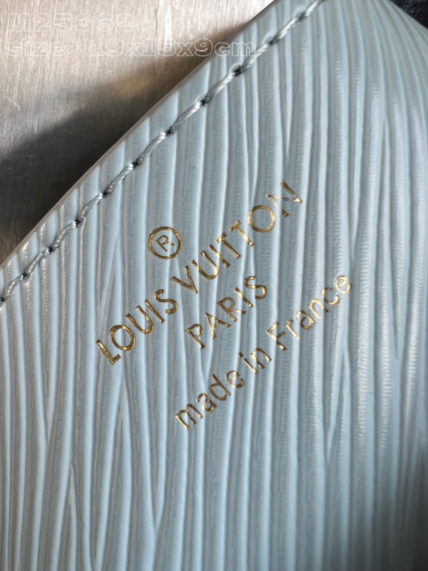 l0*is V*t0n twist pm-19*15*9cm