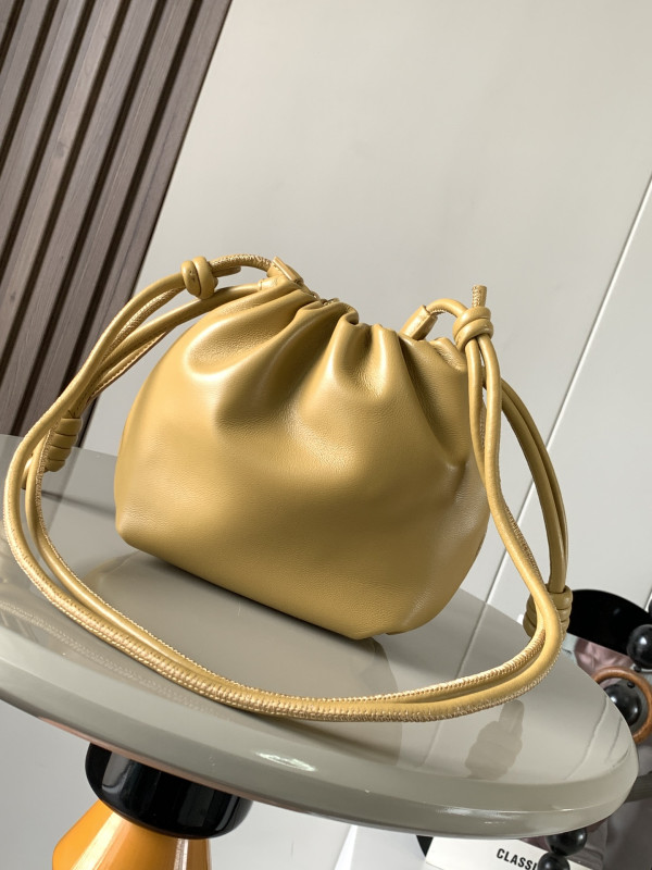 Lowee mini Flamenco purse-23*17*5.5cm