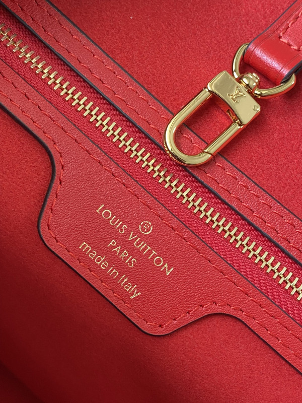 l0*is V*t0n neverfull mm-31*28*14cm