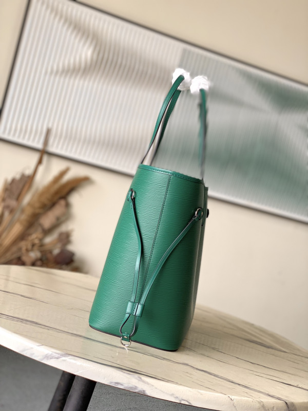 l0*is V*t0n neverfull mm-31*28*14cm