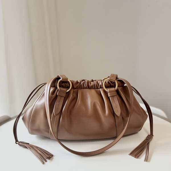 M*um*u joie nappa leather bag