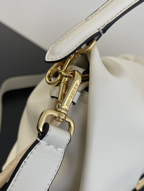 F**di mamma baguette