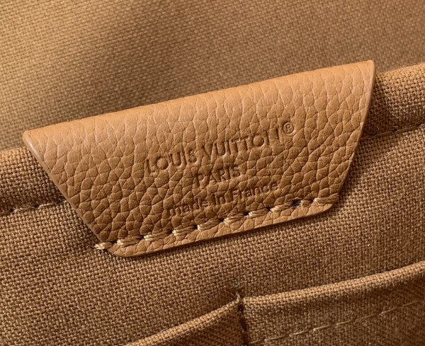 l0*is V*t0n fastline backpack - 38x43x15cm