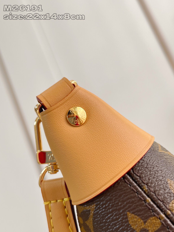 l0*is V*t0n pochette mia - 22*14.5*8cm