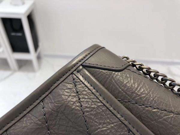 Y*L niki chain wallet